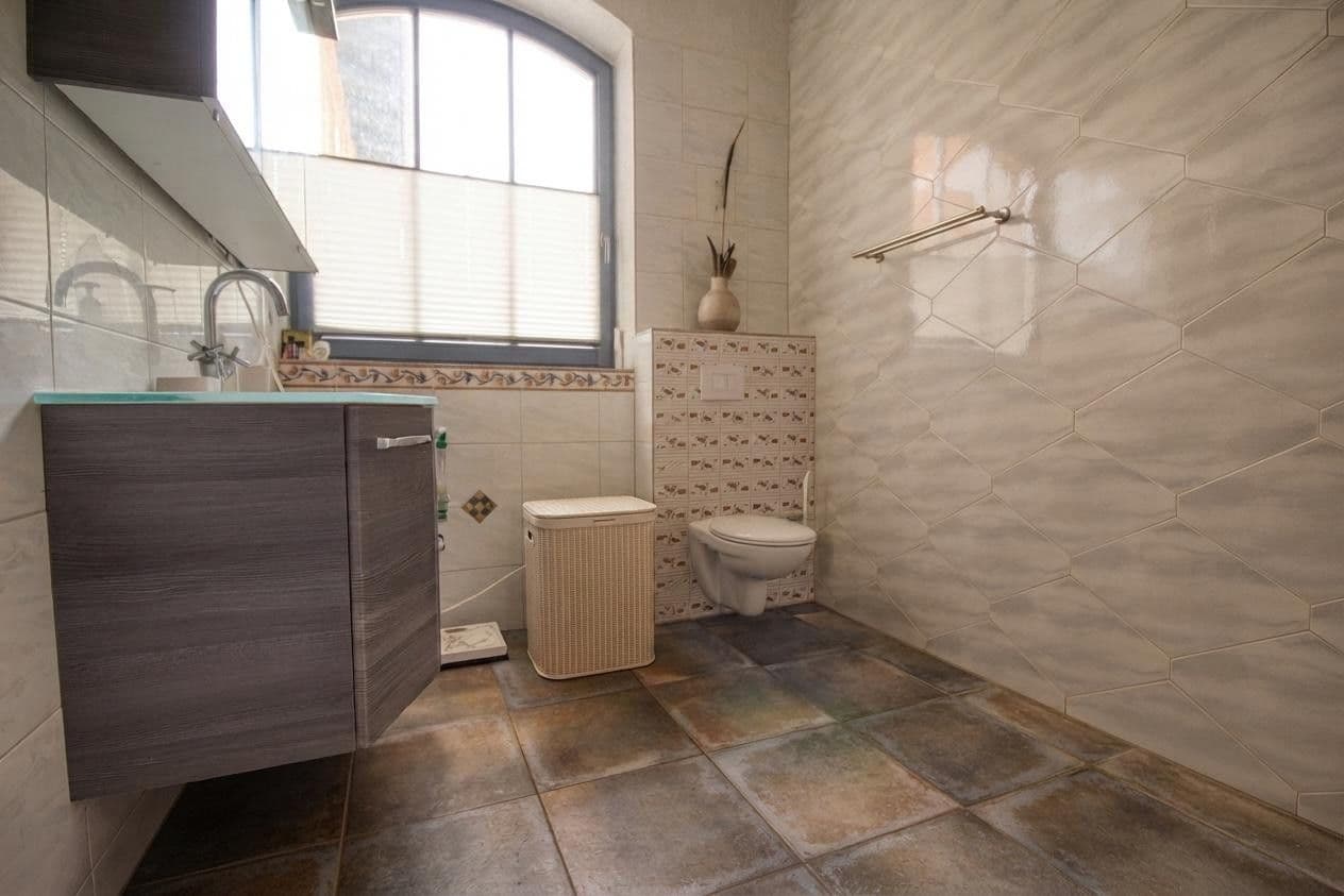 Predaj domu 706 m², pozemok 3.211 m², Dorfstraße 16a, Mölln, Meklenbursko-Predpomoransko Predaj domu 706 m², pozemok 3.211 m², Dorfstraße 16a, Mölln, Meklenbursko-Predpomoransko