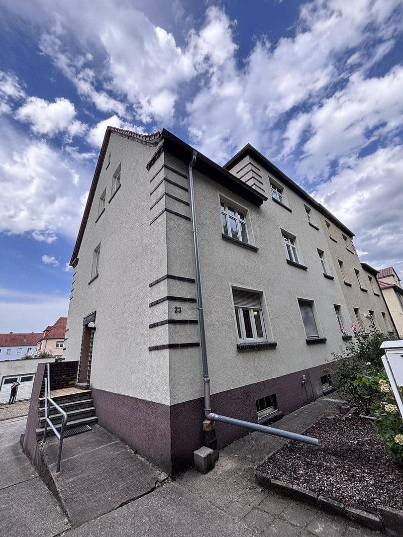 Prenájom bytu 4-izbový 85 m², Friedensstraße 23, Bitterfeld-Wolfen, Sasko-Anhaltsko Prenájom bytu 4-izbový 85 m², Friedensstraße 23, Bitterfeld-Wolfen, Sasko-Anhaltsko