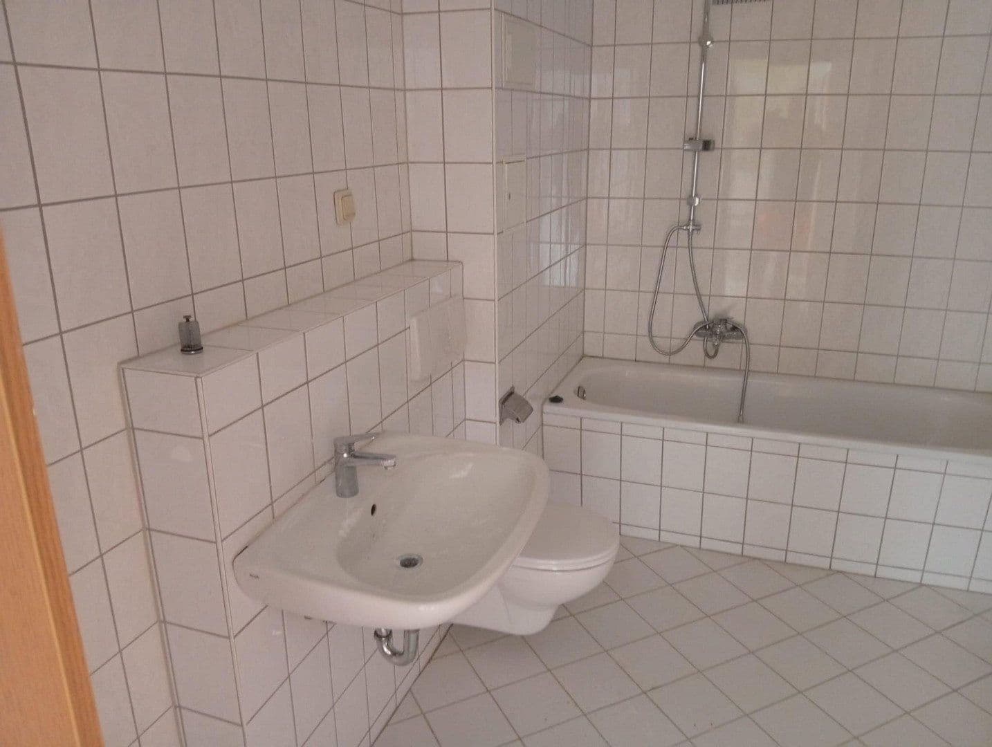 Prenájom bytu 4-izbový 90 m², Goethestr. 16, Dessau-Roßlau, Sasko-Anhaltsko Prenájom bytu 4-izbový 90 m², Goethestr. 16, Dessau-Roßlau, Sasko-Anhaltsko
