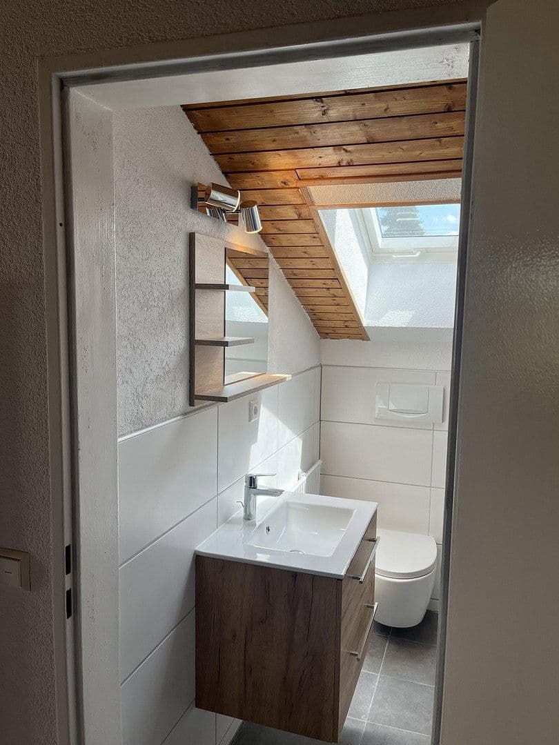 Prenájom bytu 2-izbový 40 m², Wurmlingen, Bádensko-Wurttembersko Prenájom bytu 2-izbový 40 m², Wurmlingen, Bádensko-Wurttembersko