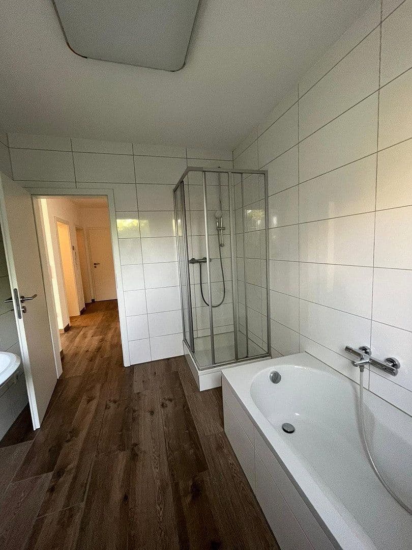 Prenájom bytu 3-izbový 90 m², Am Winterhügel 31, Ibbenbüren, Severné Porýnie - Westfálsko Prenájom bytu 3-izbový 90 m², Am Winterhügel 31, Ibbenbüren, Severné Porýnie - Westfálsko