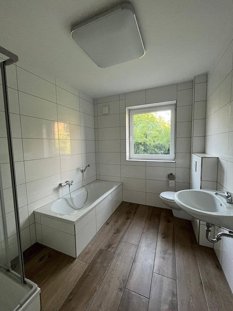 Prenájom bytu 3-izbový 90 m², Am Winterhügel 31, Ibbenbüren, Severné Porýnie - Westfálsko Prenájom bytu 3-izbový 90 m², Am Winterhügel 31, Ibbenbüren, Severné Porýnie - Westfálsko