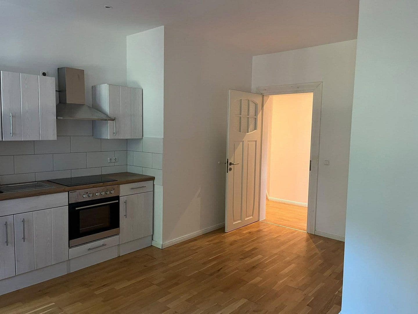 Prenájom bytu 2-izbový 56 m², Lutherstraße 24, Leipzig, Sasko Prenájom bytu 2-izbový 56 m², Lutherstraße 24, Leipzig, Sasko