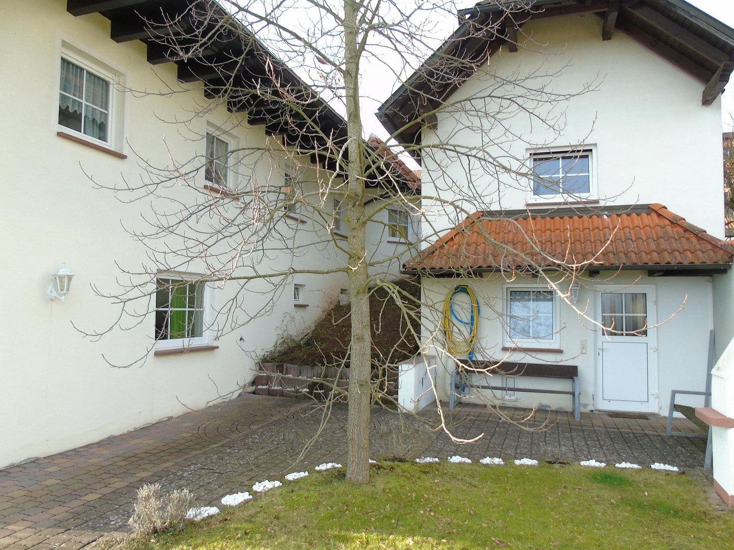 Prenájom domu 120 m², pozemok 735 m², Buchenweg 2, Sandberg, Bavorsko Prenájom domu 120 m², pozemok 735 m², Buchenweg 2, Sandberg, Bavorsko