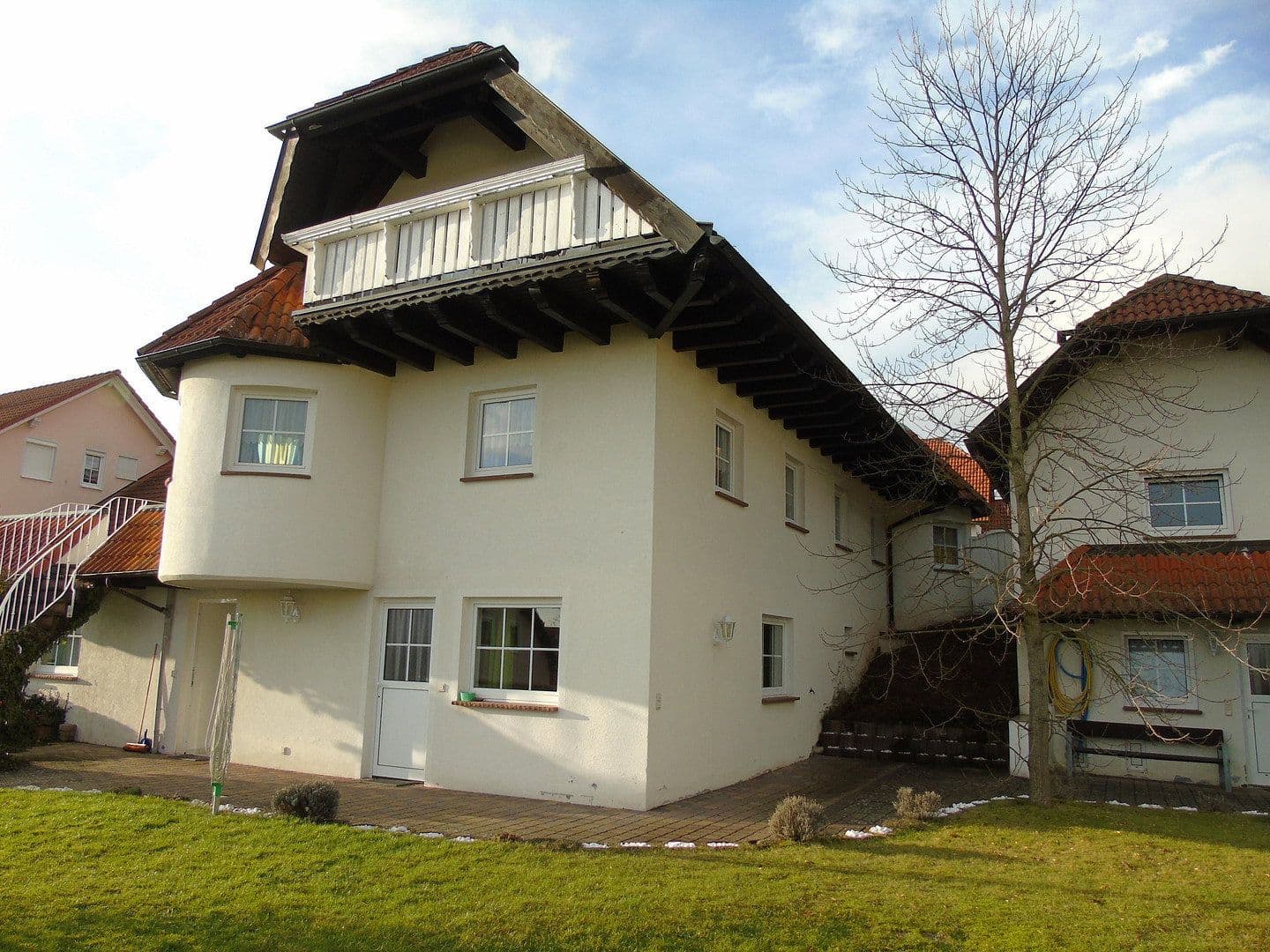 Prenájom domu 120 m², pozemok 735 m², Buchenweg 2, Sandberg, Bavorsko Prenájom domu 120 m², pozemok 735 m², Buchenweg 2, Sandberg, Bavorsko