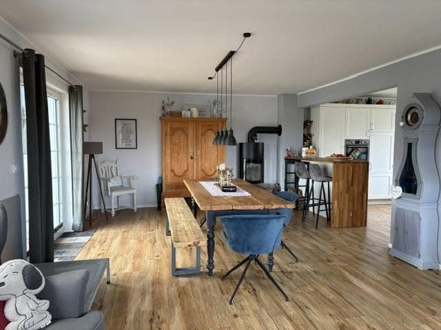 Predaj domu 126 m², pozemok 427 m², Hohenfelde, Šlezvicko-Holštajnsko Predaj domu 126 m², pozemok 427 m², Hohenfelde, Šlezvicko-Holštajnsko