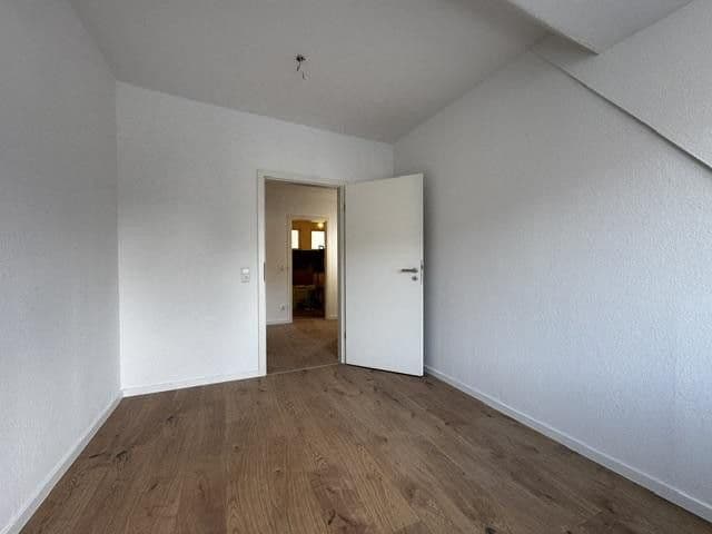 Prenájom bytu 3-izbový 80 m², Obere Tor Straße 13a, Dassel, Dolné Sasko Prenájom bytu 3-izbový 80 m², Obere Tor Straße 13a, Dassel, Dolné Sasko