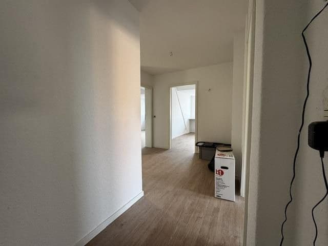 Prenájom bytu 3-izbový 80 m², Obere Tor Straße 13a, Dassel, Dolné Sasko Prenájom bytu 3-izbový 80 m², Obere Tor Straße 13a, Dassel, Dolné Sasko