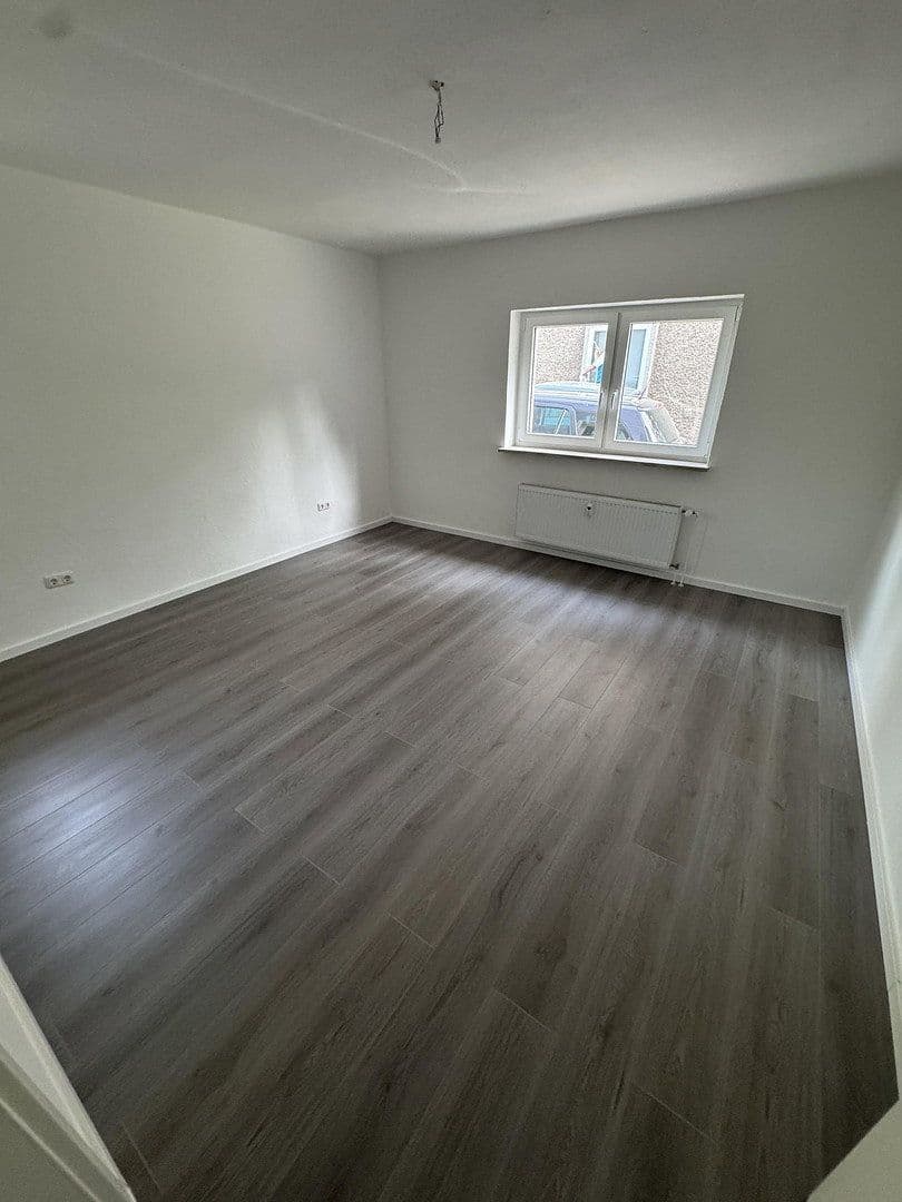 Prenájom bytu 3-izbový 80 m², Ernst Holla Str. 36, Moers, Severné Porýnie - Westfálsko Prenájom bytu 3-izbový 80 m², Ernst Holla Str. 36, Moers, Severné Porýnie - Westfálsko