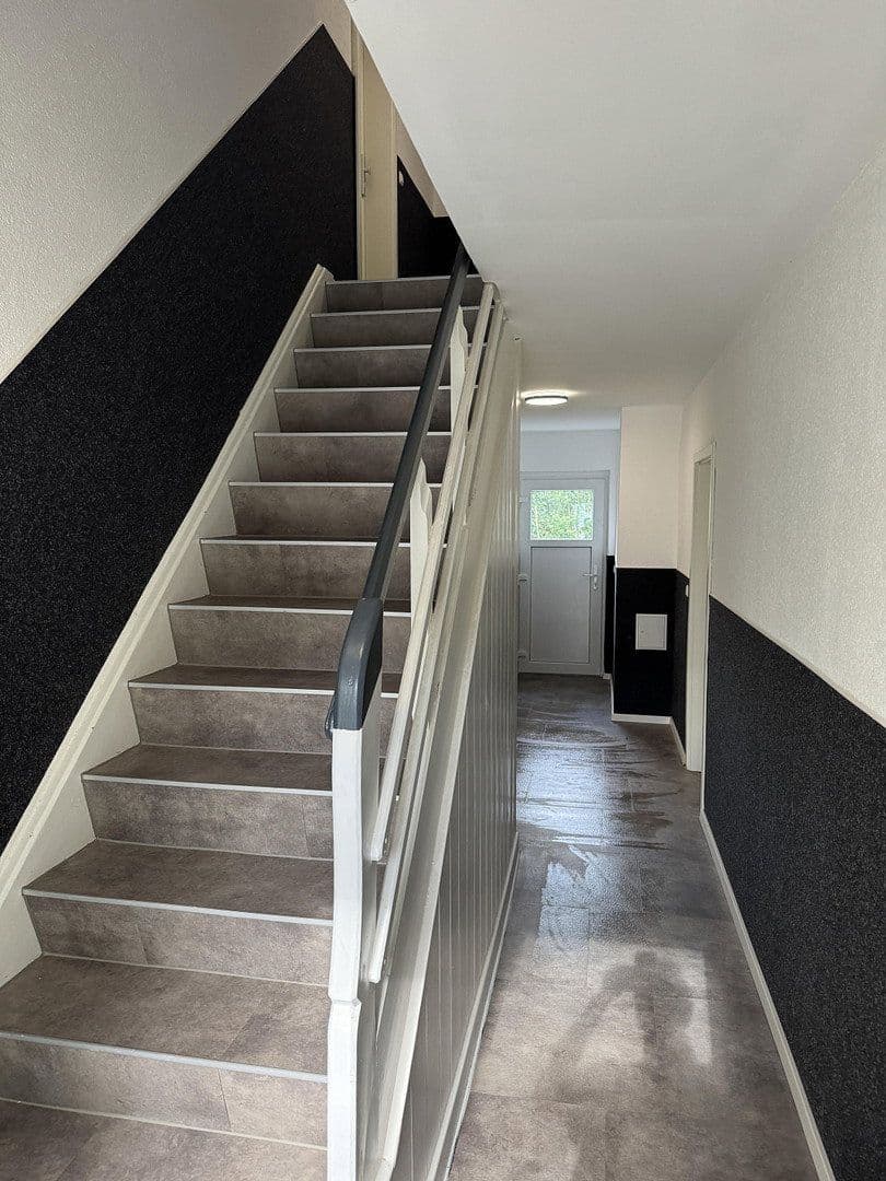 Prenájom bytu 3-izbový 80 m², Ernst Holla Str. 36, Moers, Severné Porýnie - Westfálsko Prenájom bytu 3-izbový 80 m², Ernst Holla Str. 36, Moers, Severné Porýnie - Westfálsko