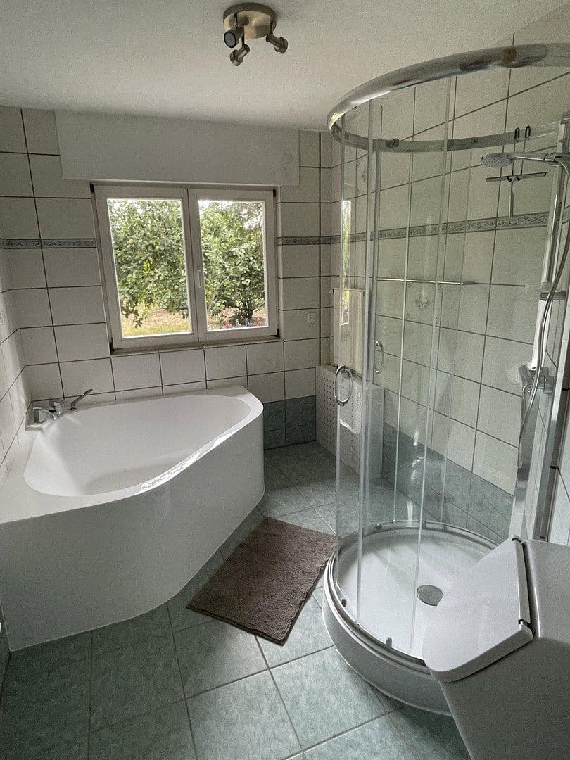 Predaj domu 180 m², pozemok 1.560 m², Müncheberg, Brandenbursko Predaj domu 180 m², pozemok 1.560 m², Müncheberg, Brandenbursko