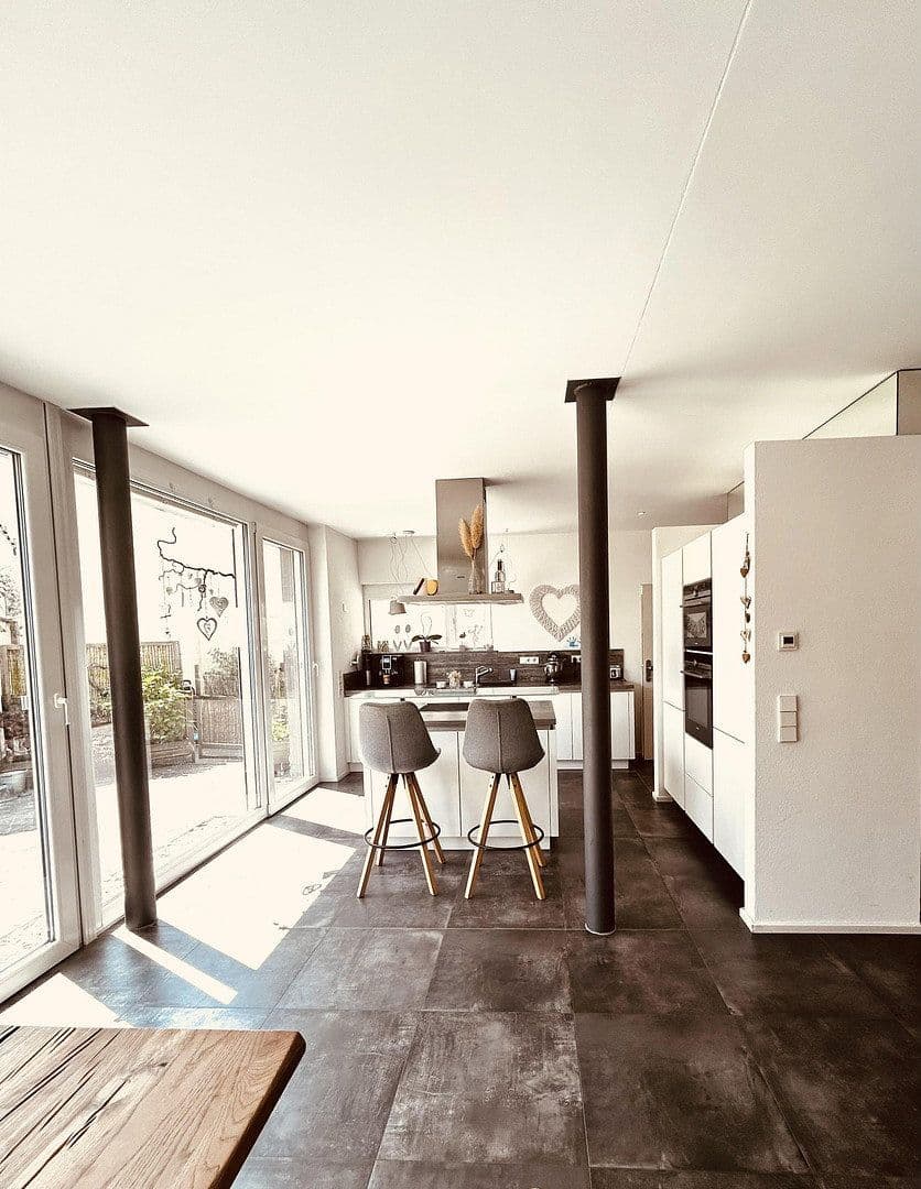 Predaj domu 190 m², pozemok 326 m², Karlsruhe, Bádensko-Wurttembersko Predaj domu 190 m², pozemok 326 m², Karlsruhe, Bádensko-Wurttembersko