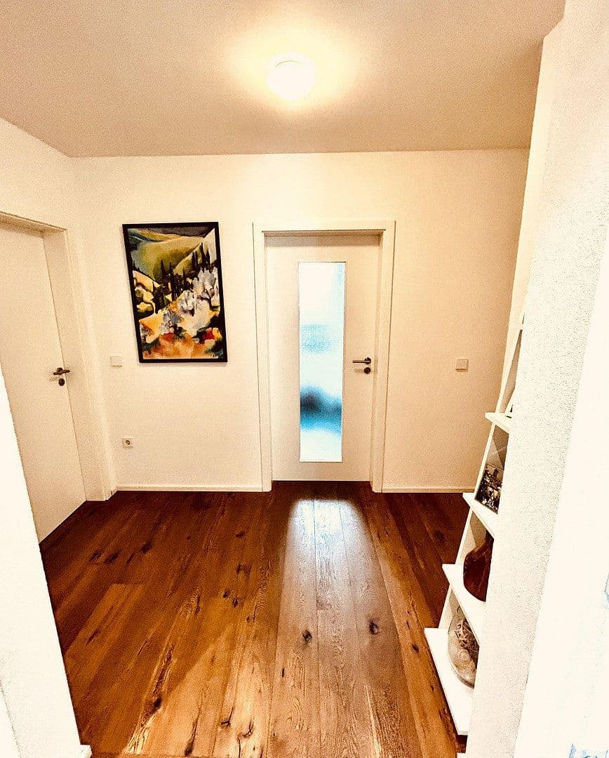 Predaj domu 190 m², pozemok 326 m², Karlsruhe, Bádensko-Wurttembersko Predaj domu 190 m², pozemok 326 m², Karlsruhe, Bádensko-Wurttembersko
