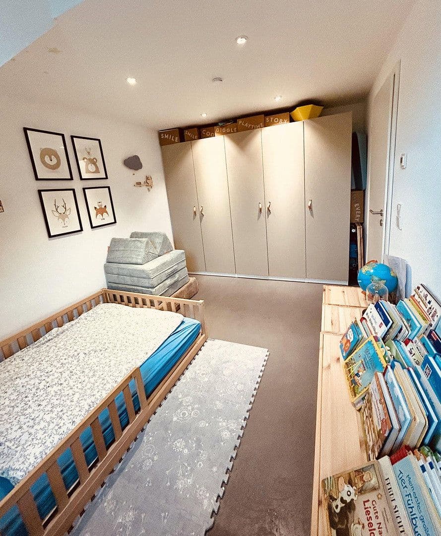 Predaj domu 190 m², pozemok 326 m², Karlsruhe, Bádensko-Wurttembersko Predaj domu 190 m², pozemok 326 m², Karlsruhe, Bádensko-Wurttembersko