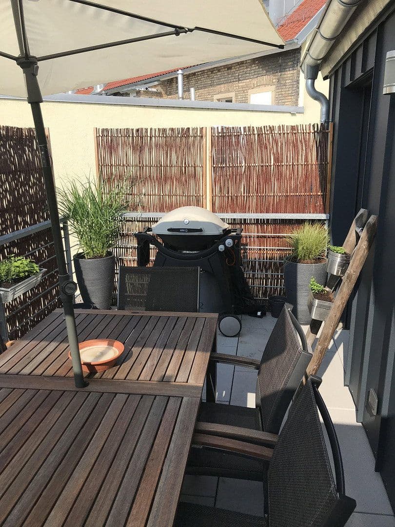 Predaj domu 190 m², pozemok 326 m², Karlsruhe, Bádensko-Wurttembersko Predaj domu 190 m², pozemok 326 m², Karlsruhe, Bádensko-Wurttembersko