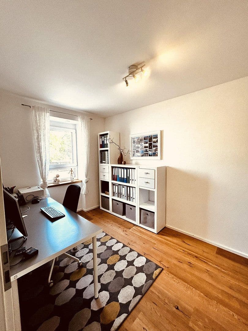 Predaj domu 190 m², pozemok 326 m², Karlsruhe, Bádensko-Wurttembersko Predaj domu 190 m², pozemok 326 m², Karlsruhe, Bádensko-Wurttembersko