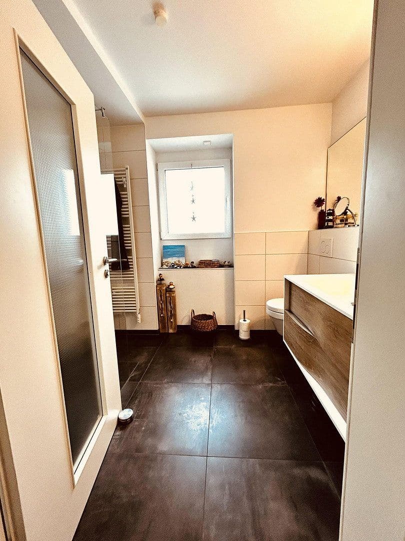 Predaj domu 190 m², pozemok 326 m², Karlsruhe, Bádensko-Wurttembersko Predaj domu 190 m², pozemok 326 m², Karlsruhe, Bádensko-Wurttembersko