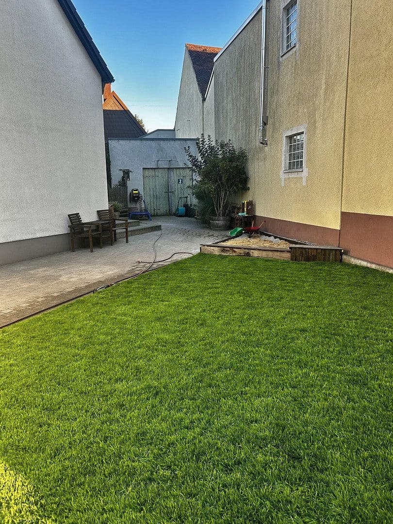 Predaj domu 190 m², pozemok 326 m², Karlsruhe, Bádensko-Wurttembersko Predaj domu 190 m², pozemok 326 m², Karlsruhe, Bádensko-Wurttembersko