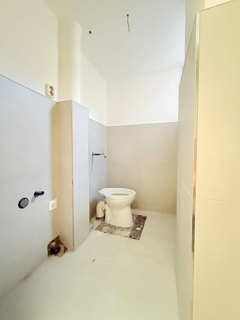 Prenájom kancelárie 275 m², Schmittstr. 56, Bingen am Rhein, Porýnie-Falcko Prenájom kancelárie 275 m², Schmittstr. 56, Bingen am Rhein, Porýnie-Falcko