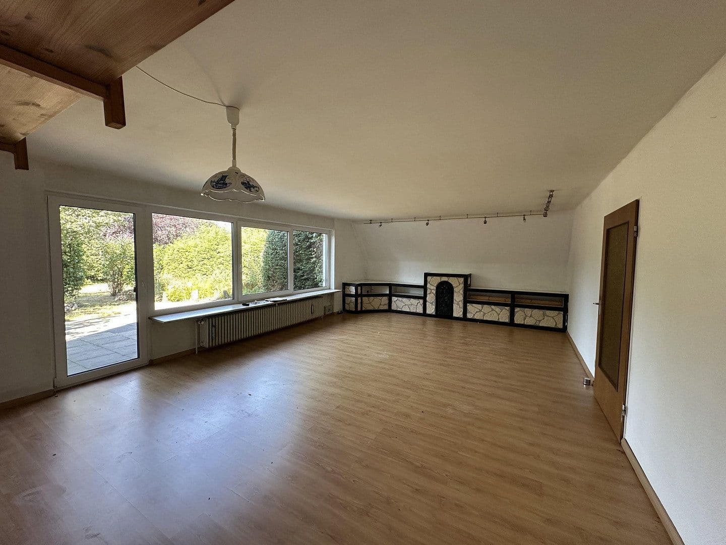 Predaj domu 137 m², pozemok 824 m², Oersdorf, Šlezvicko-Holštajnsko Predaj domu 137 m², pozemok 824 m², Oersdorf, Šlezvicko-Holštajnsko