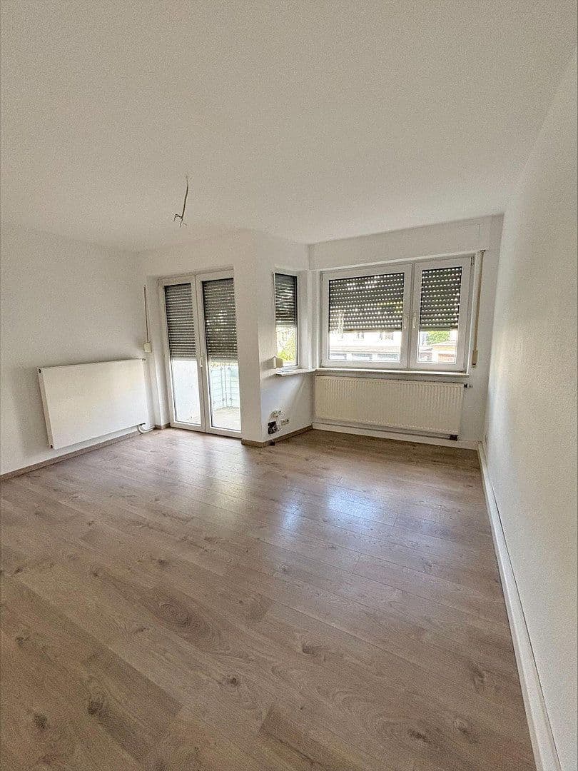 Prenájom bytu 3-izbový 64 m², Stuttgart, Bádensko-Wurttembersko Prenájom bytu 3-izbový 64 m², Stuttgart, Bádensko-Wurttembersko