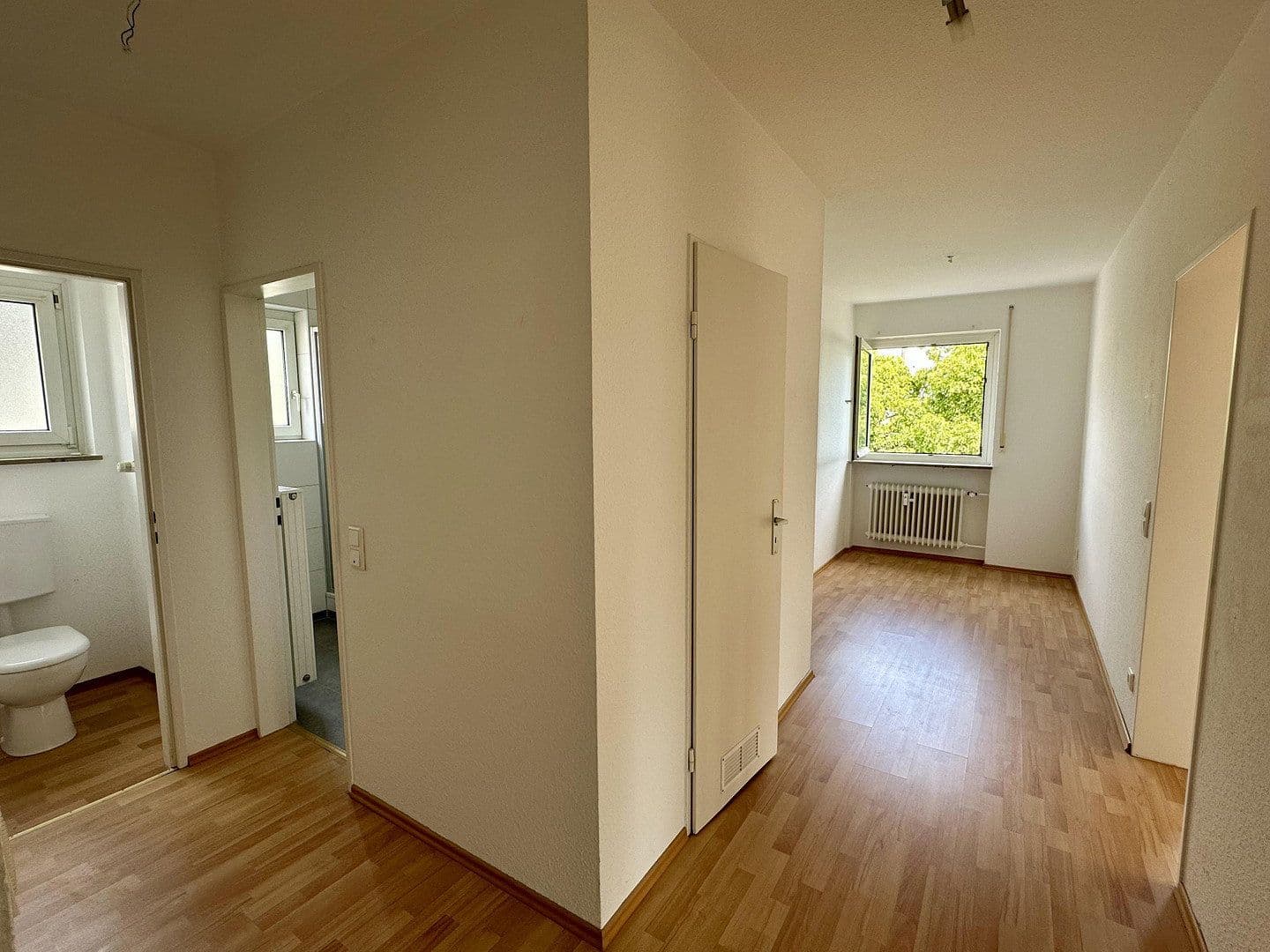 Prenájom bytu 2-izbový 70 m², Thumenberger Weg 65, Nürnberg, Bavorsko Prenájom bytu 2-izbový 70 m², Thumenberger Weg 65, Nürnberg, Bavorsko