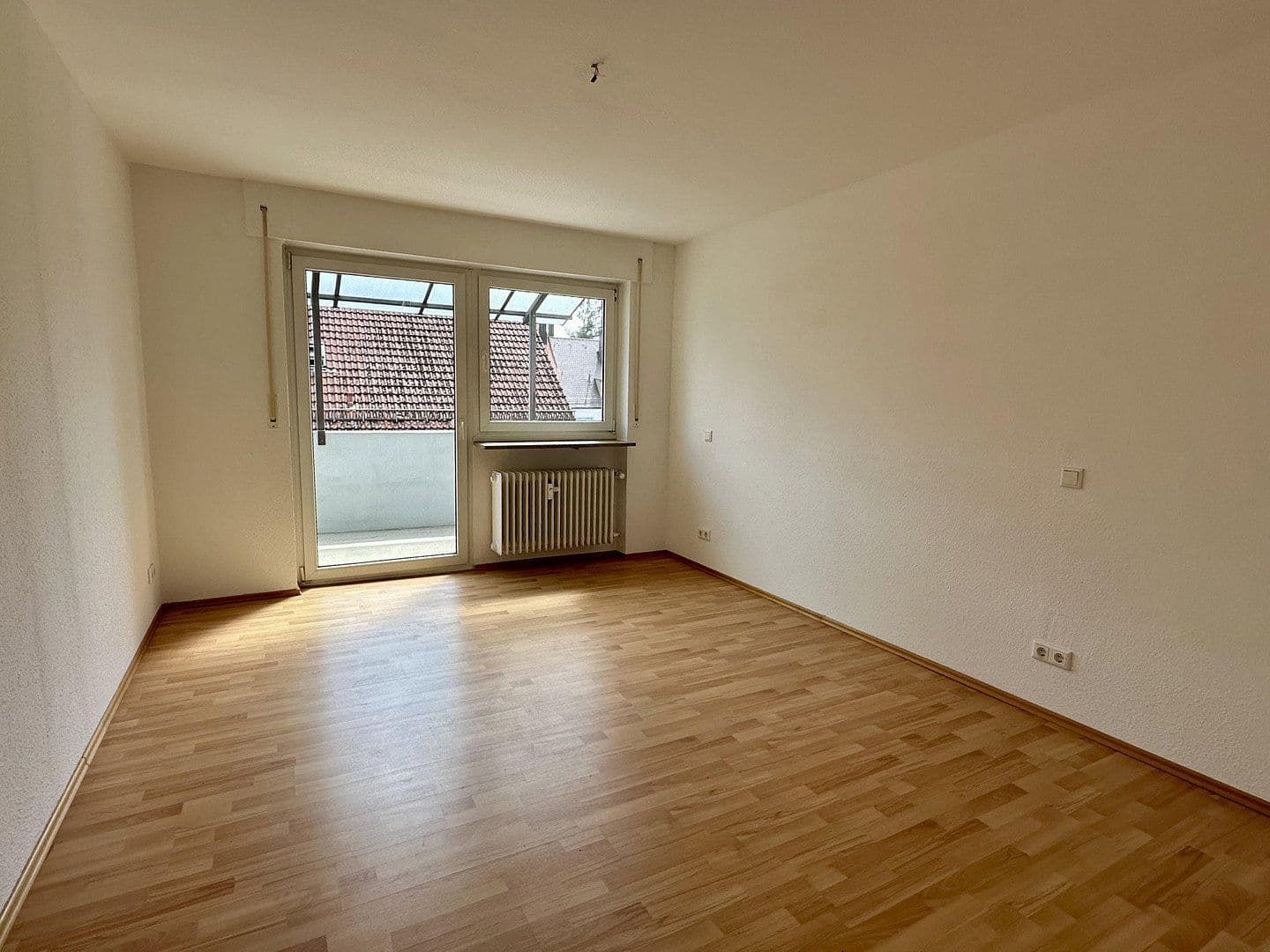 Prenájom bytu 2-izbový 70 m², Thumenberger Weg 65, Nürnberg, Bavorsko Prenájom bytu 2-izbový 70 m², Thumenberger Weg 65, Nürnberg, Bavorsko
