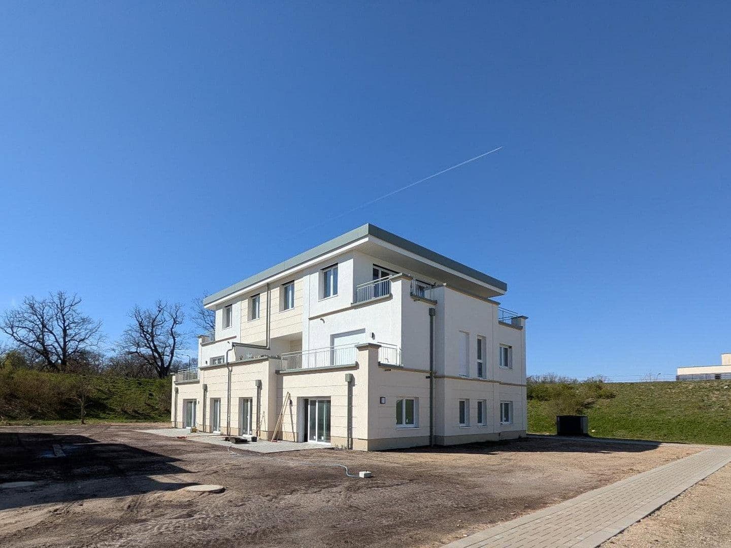 Prenájom bytu 4-izbový 96 m², Carl-Adam-Petri-Straße, Potsdam, Brandenbursko Prenájom bytu 4-izbový 96 m², Carl-Adam-Petri-Straße, Potsdam, Brandenbursko