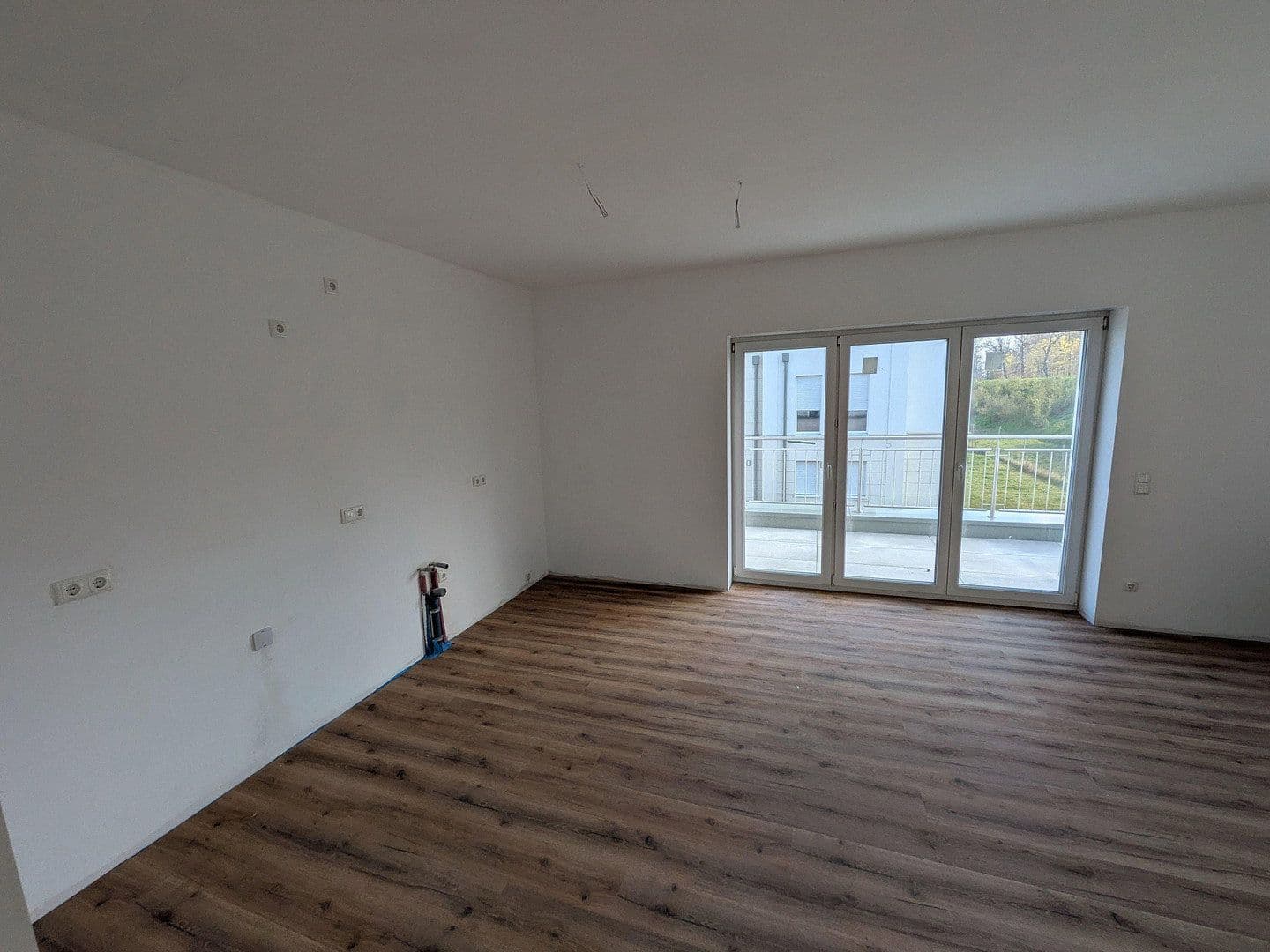 Prenájom bytu 4-izbový 96 m², Carl-Adam-Petri-Straße, Potsdam, Brandenbursko Prenájom bytu 4-izbový 96 m², Carl-Adam-Petri-Straße, Potsdam, Brandenbursko