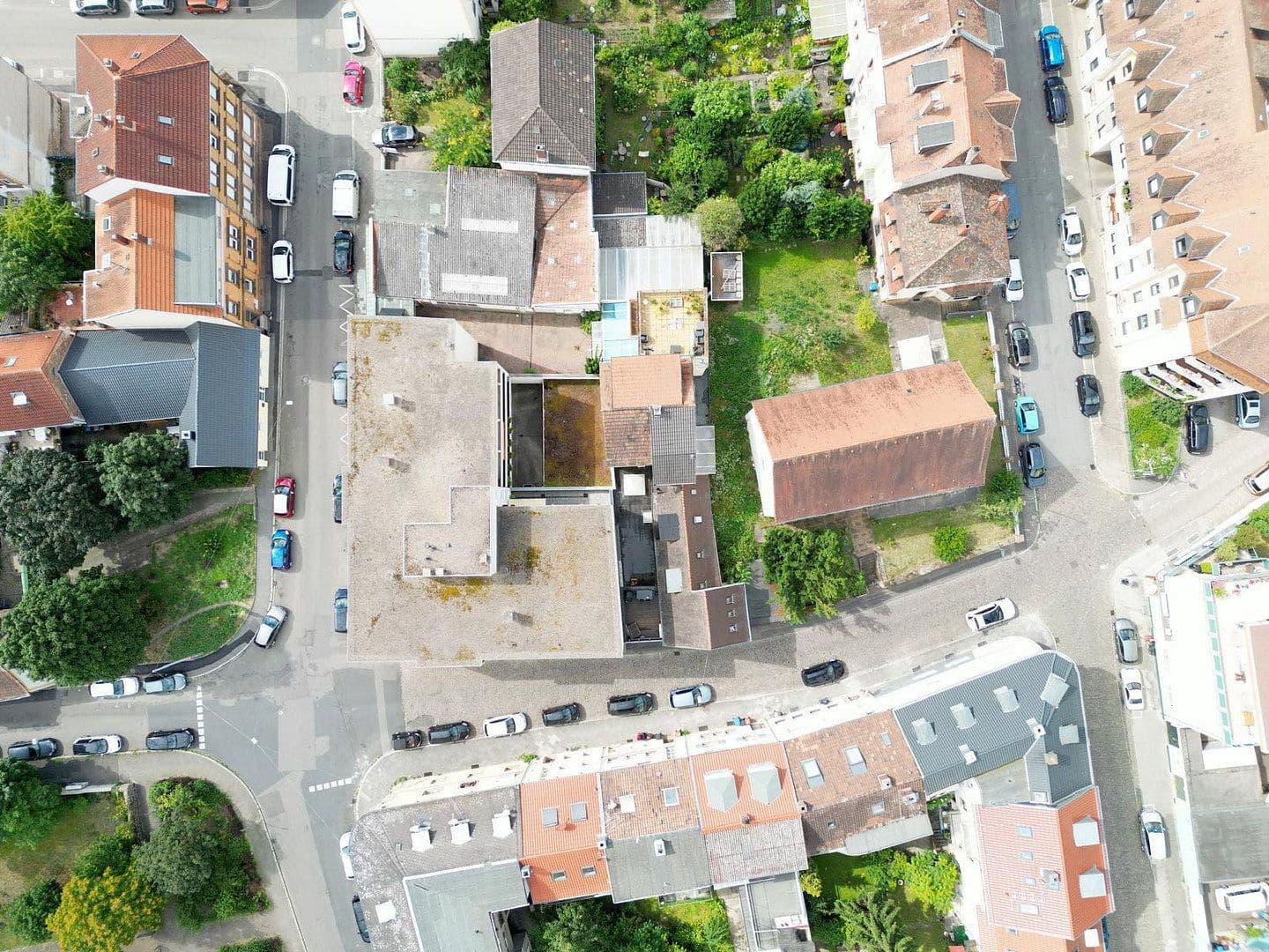 Prenájom nebytového priestoru 615 m², Winzingerstraße 37, Neustadt an der Weinstraße, Porýnie-Falcko Prenájom nebytového priestoru 615 m², Winzingerstraße 37, Neustadt an der Weinstraße, Porýnie-Falcko