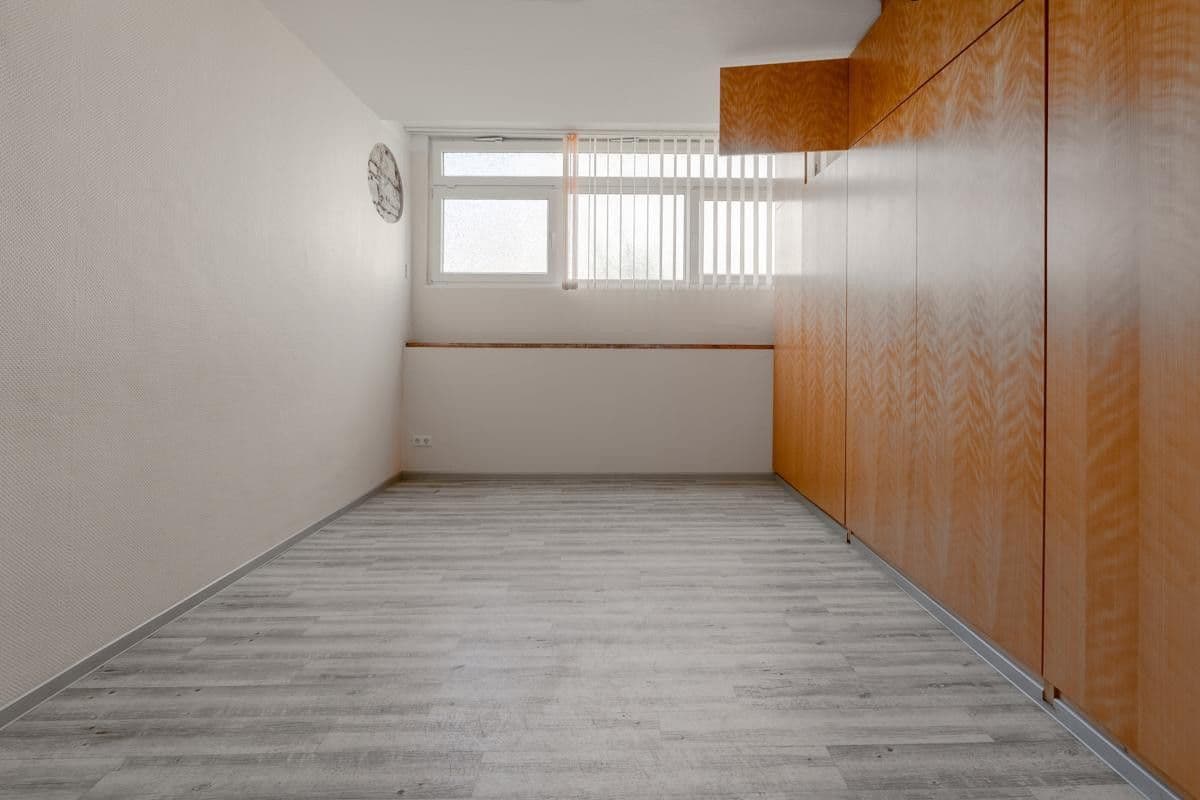 Prenájom nebytového priestoru 615 m², Winzingerstraße 37, Neustadt an der Weinstraße, Porýnie-Falcko Prenájom nebytového priestoru 615 m², Winzingerstraße 37, Neustadt an der Weinstraße, Porýnie-Falcko