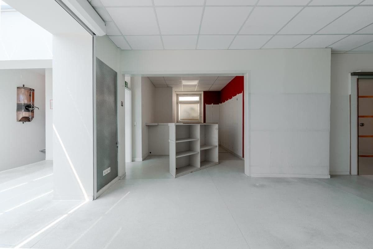 Prenájom nebytového priestoru 615 m², Winzingerstraße 37, Neustadt an der Weinstraße, Porýnie-Falcko Prenájom nebytového priestoru 615 m², Winzingerstraße 37, Neustadt an der Weinstraße, Porýnie-Falcko