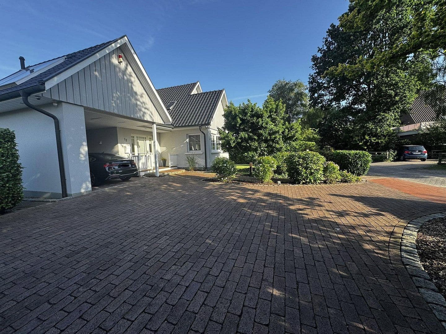 Predaj domu 125 m², pozemok 859 m², Grasberg, Dolné Sasko Predaj domu 125 m², pozemok 859 m², Grasberg, Dolné Sasko