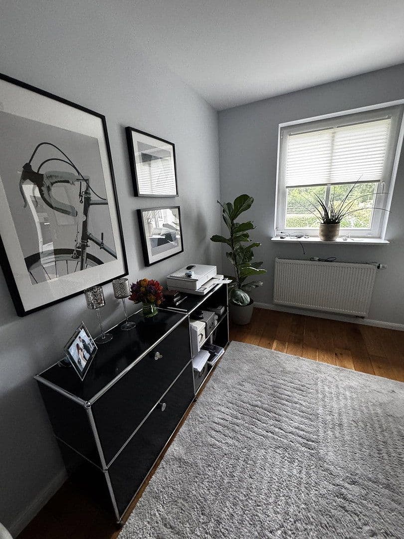 Predaj domu 125 m², pozemok 859 m², Grasberg, Dolné Sasko Predaj domu 125 m², pozemok 859 m², Grasberg, Dolné Sasko