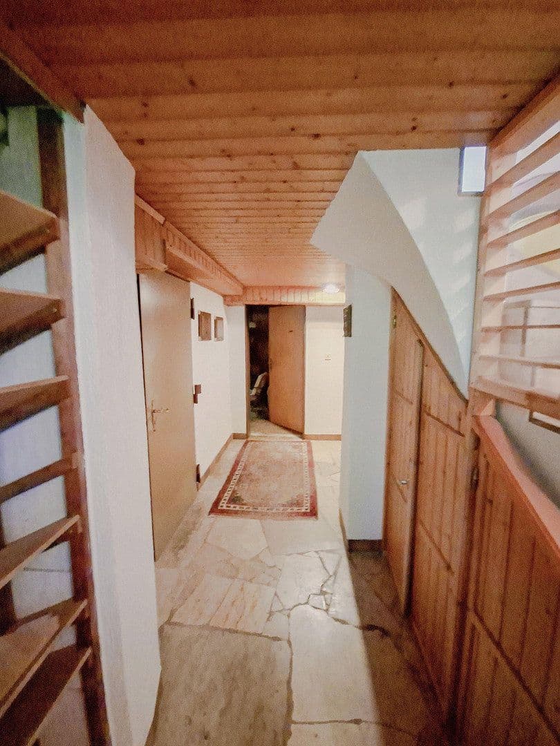 Predaj domu 150 m², pozemok 868 m², Sudetenstraße 14, Bruchköbel, Hesensko Predaj domu 150 m², pozemok 868 m², Sudetenstraße 14, Bruchköbel, Hesensko