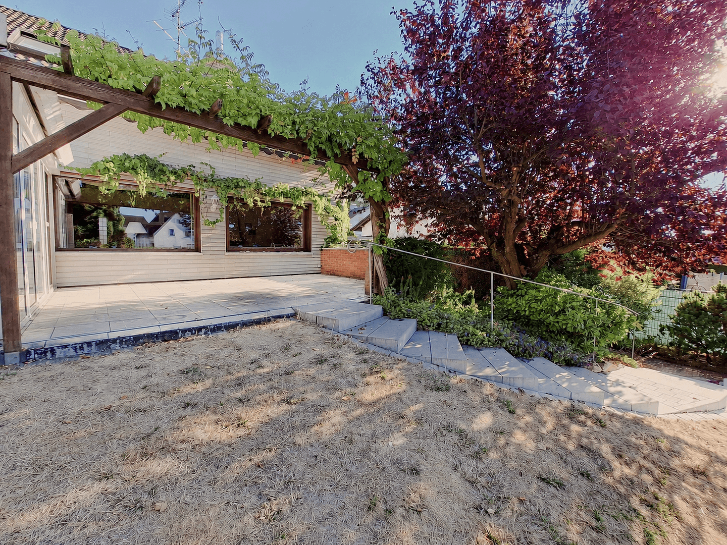 Predaj domu 150 m², pozemok 868 m², Sudetenstraße 14, Bruchköbel, Hesensko Predaj domu 150 m², pozemok 868 m², Sudetenstraße 14, Bruchköbel, Hesensko