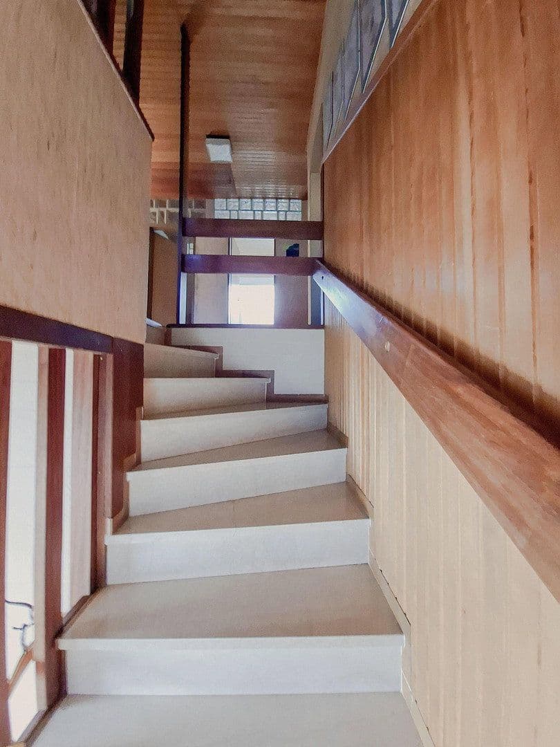 Predaj domu 150 m², pozemok 868 m², Sudetenstraße 14, Bruchköbel, Hesensko Predaj domu 150 m², pozemok 868 m², Sudetenstraße 14, Bruchköbel, Hesensko