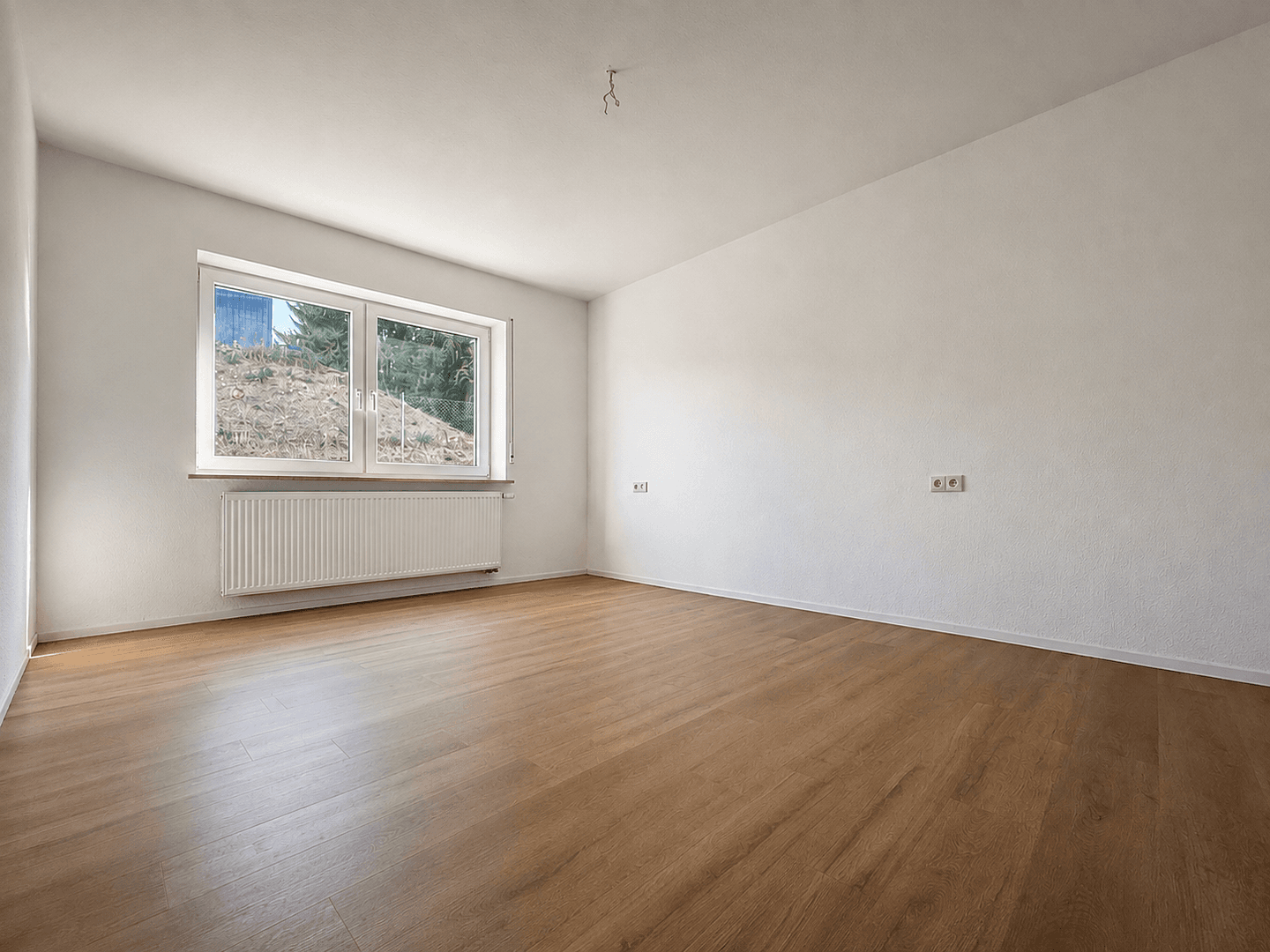 Prenájom bytu 3-izbový 85 m², Weikersheim, Bádensko-Wurttembersko Prenájom bytu 3-izbový 85 m², Weikersheim, Bádensko-Wurttembersko