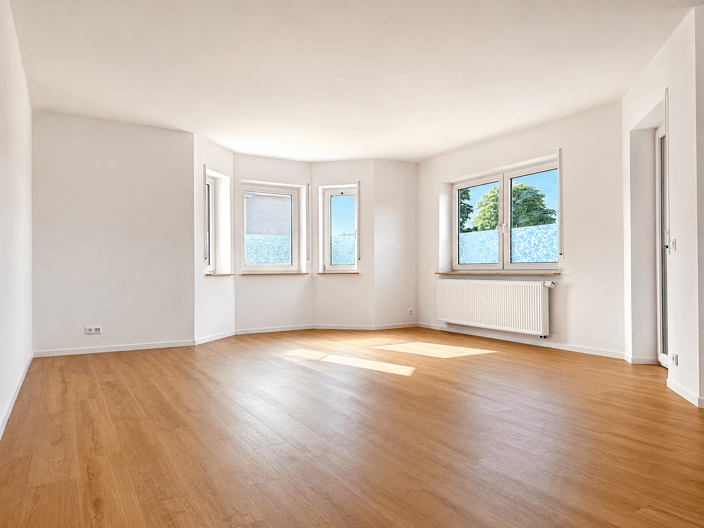 Prenájom bytu 3-izbový 85 m², Weikersheim, Bádensko-Wurttembersko Prenájom bytu 3-izbový 85 m², Weikersheim, Bádensko-Wurttembersko