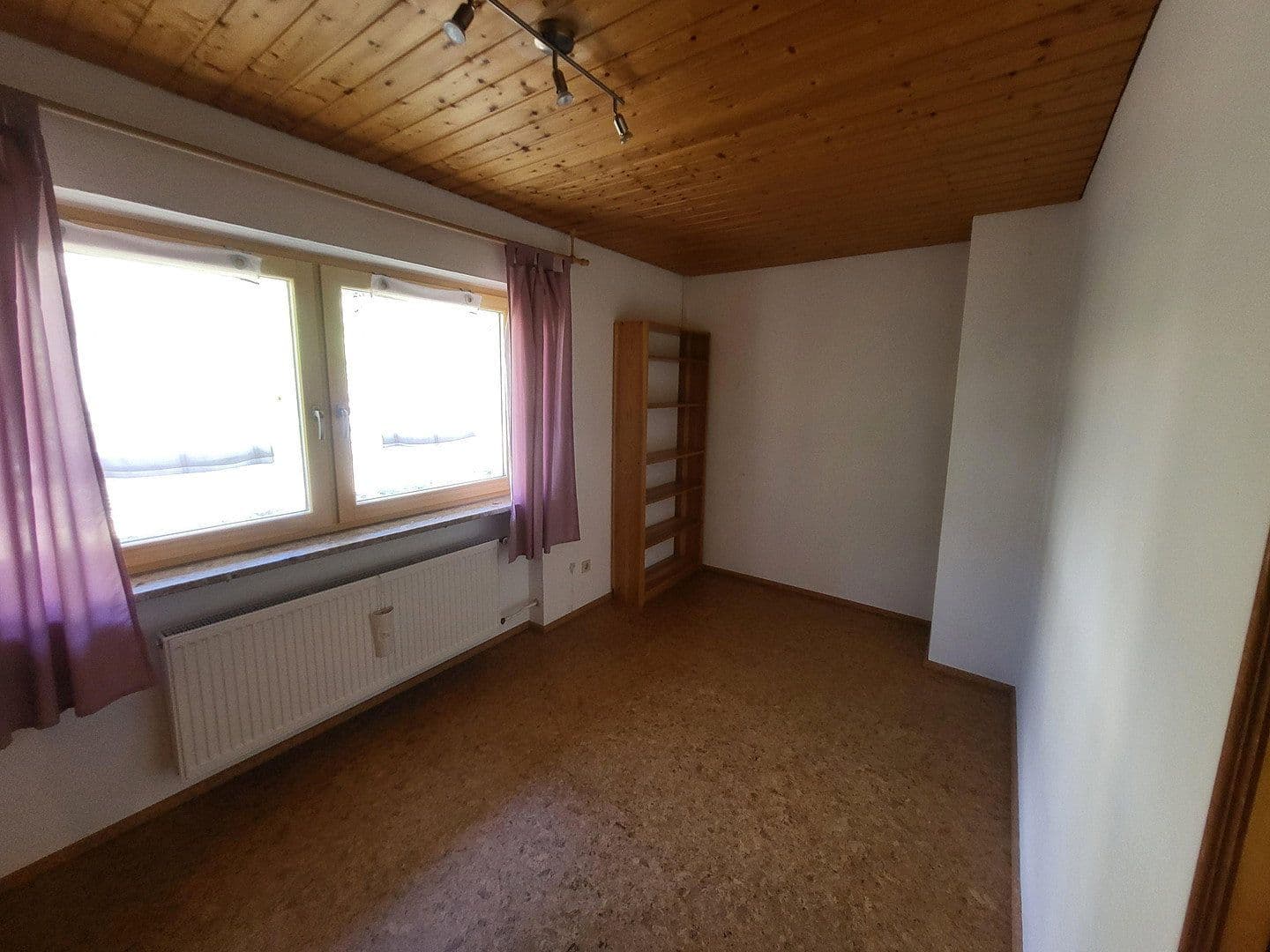 Predaj domu 180 m², pozemok 1.269 m², Marklkofen, Bavorsko Predaj domu 180 m², pozemok 1.269 m², Marklkofen, Bavorsko