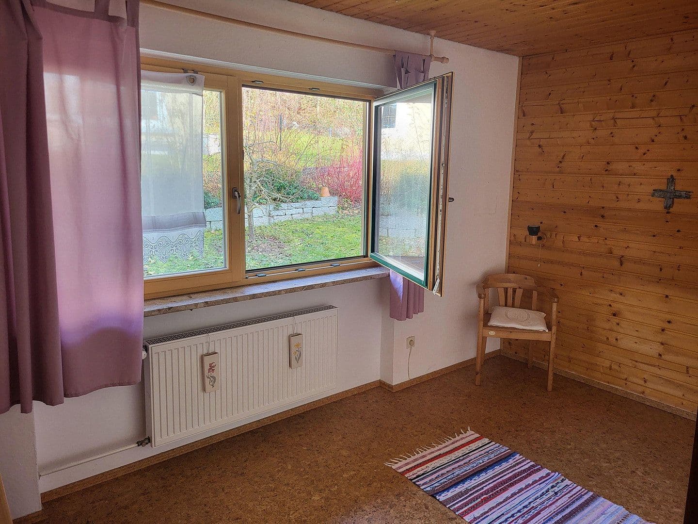 Predaj domu 180 m², pozemok 1.269 m², Marklkofen, Bavorsko Predaj domu 180 m², pozemok 1.269 m², Marklkofen, Bavorsko
