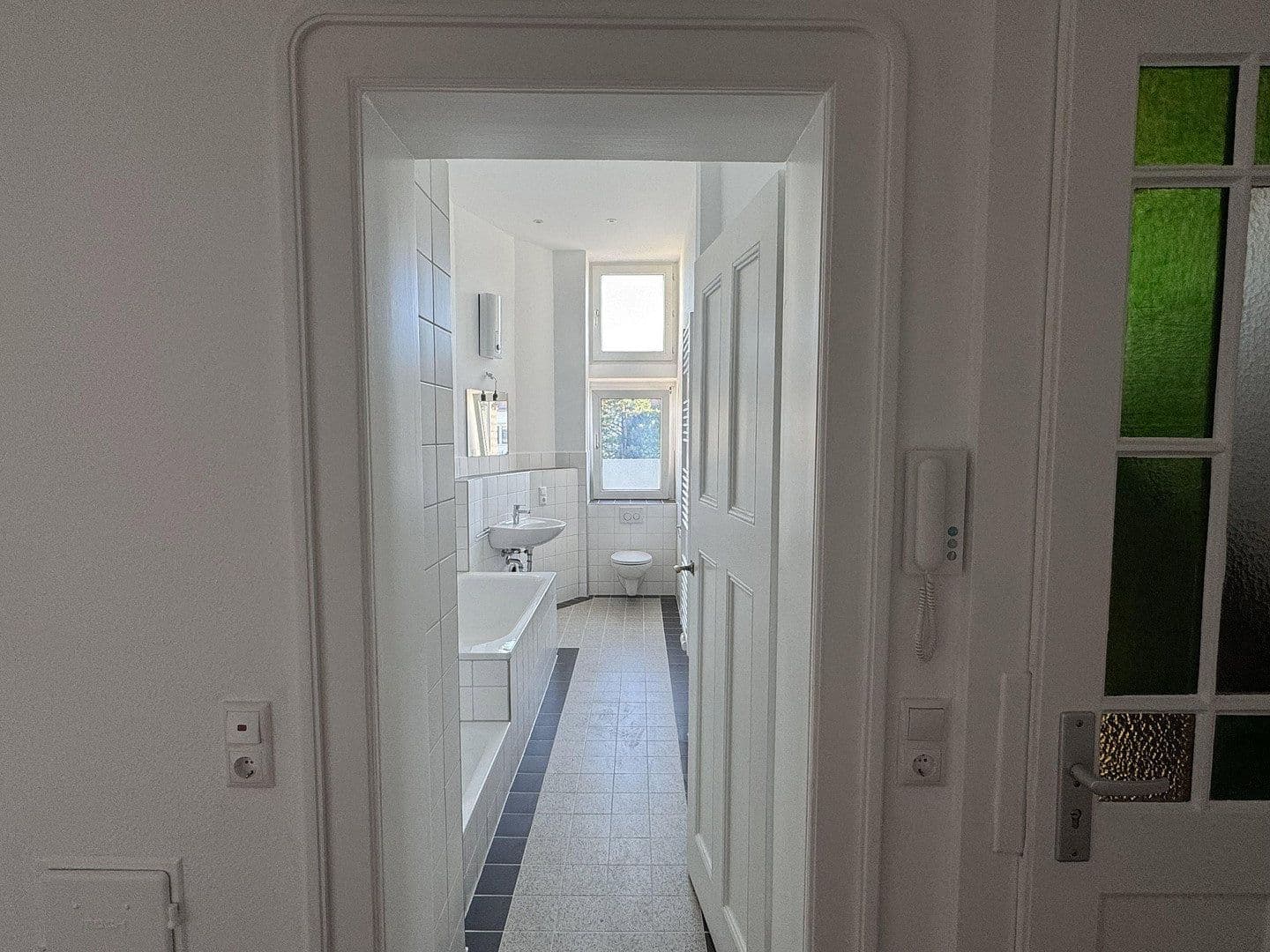 Prenájom bytu 2-izbový 68 m², Gerwigstr. 35, Karlsruhe, Bádensko-Wurttembersko Prenájom bytu 2-izbový 68 m², Gerwigstr. 35, Karlsruhe, Bádensko-Wurttembersko