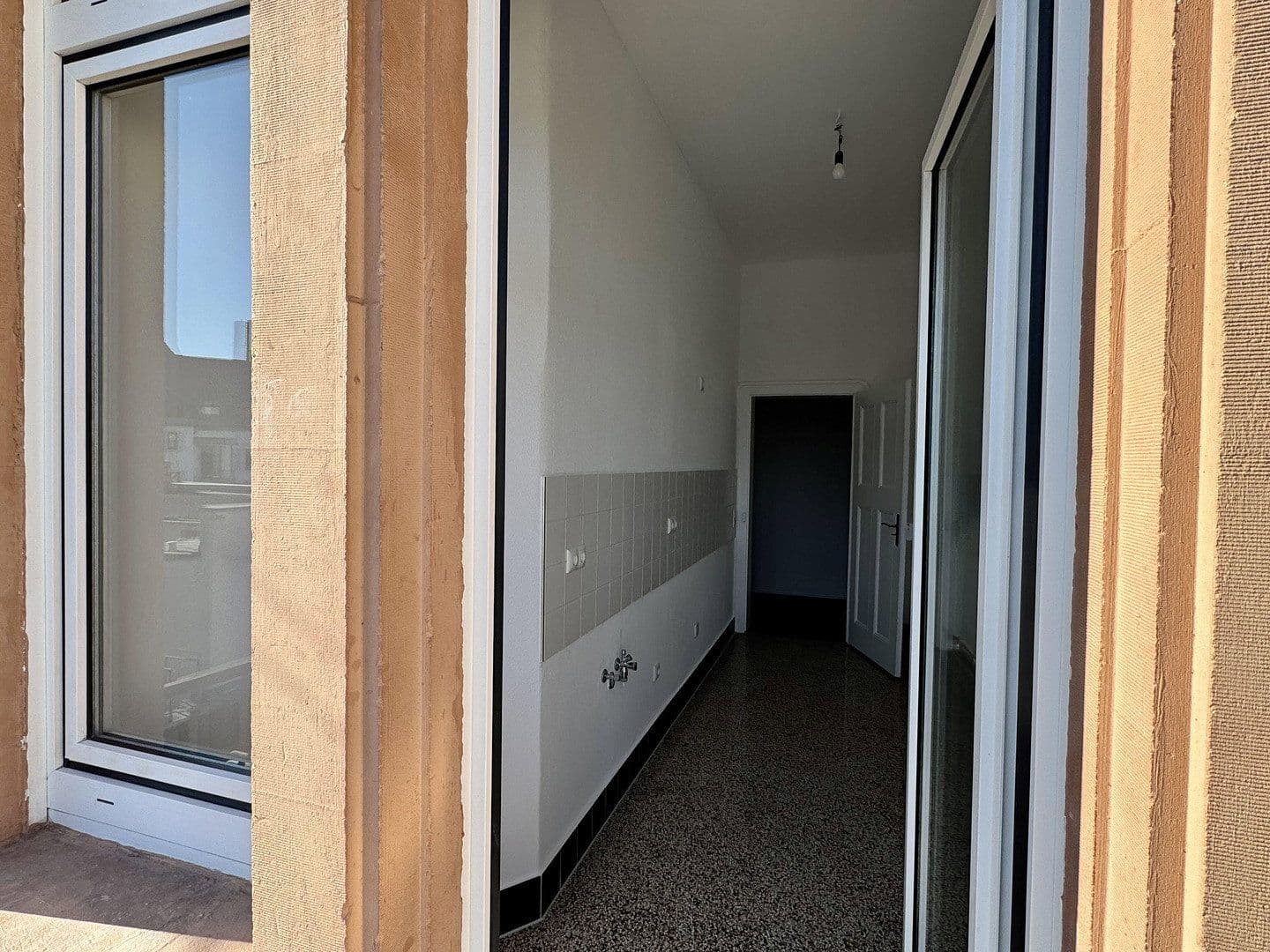 Prenájom bytu 2-izbový 68 m², Gerwigstr. 35, Karlsruhe, Bádensko-Wurttembersko Prenájom bytu 2-izbový 68 m², Gerwigstr. 35, Karlsruhe, Bádensko-Wurttembersko