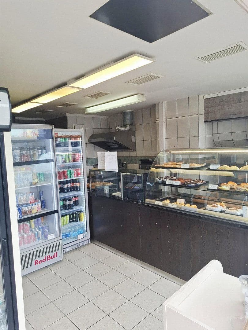 Predaj domu 380 m², pozemok 511 m², Andernach, Porýnie-Falcko Predaj domu 380 m², pozemok 511 m², Andernach, Porýnie-Falcko