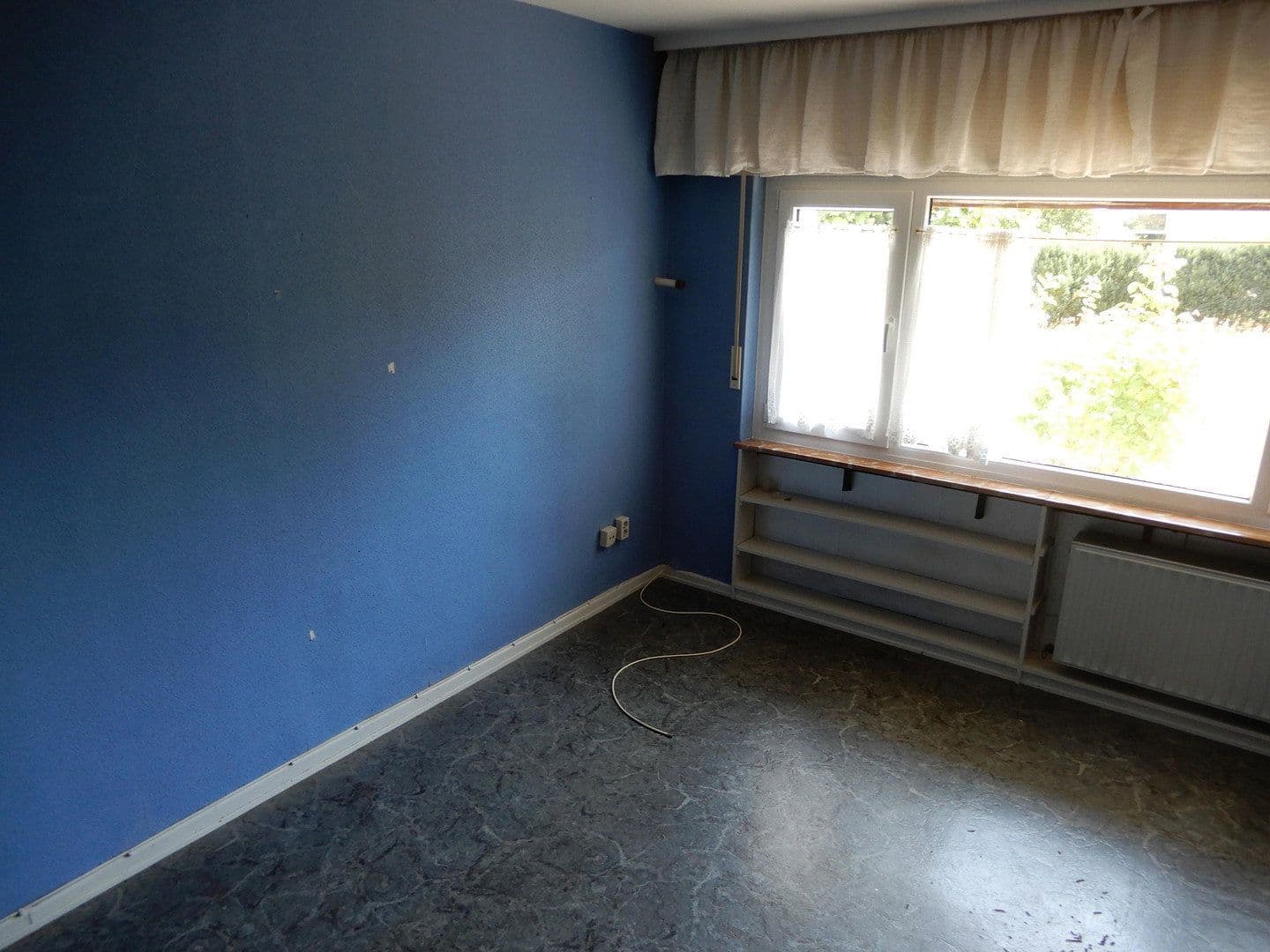 Predaj domu 100 m², pozemok 216 m², Königstein im Taunus, Hesensko Predaj domu 100 m², pozemok 216 m², Königstein im Taunus, Hesensko