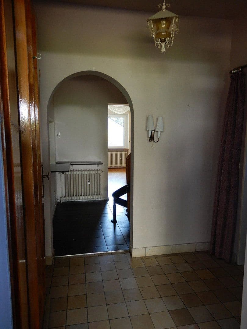 Predaj domu 100 m², pozemok 216 m², Königstein im Taunus, Hesensko Predaj domu 100 m², pozemok 216 m², Königstein im Taunus, Hesensko