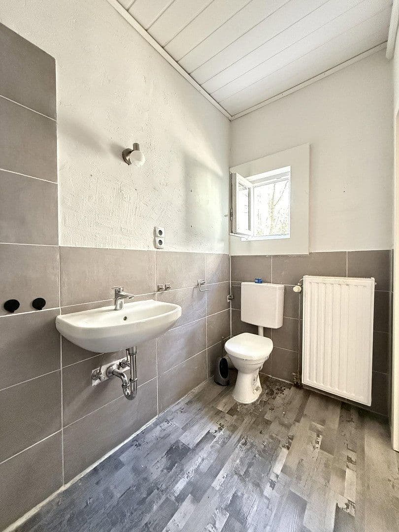 Predaj domu 223 m², pozemok 365 m², Singen (Hohentwiel), Bádensko-Wurttembersko Predaj domu 223 m², pozemok 365 m², Singen (Hohentwiel), Bádensko-Wurttembersko