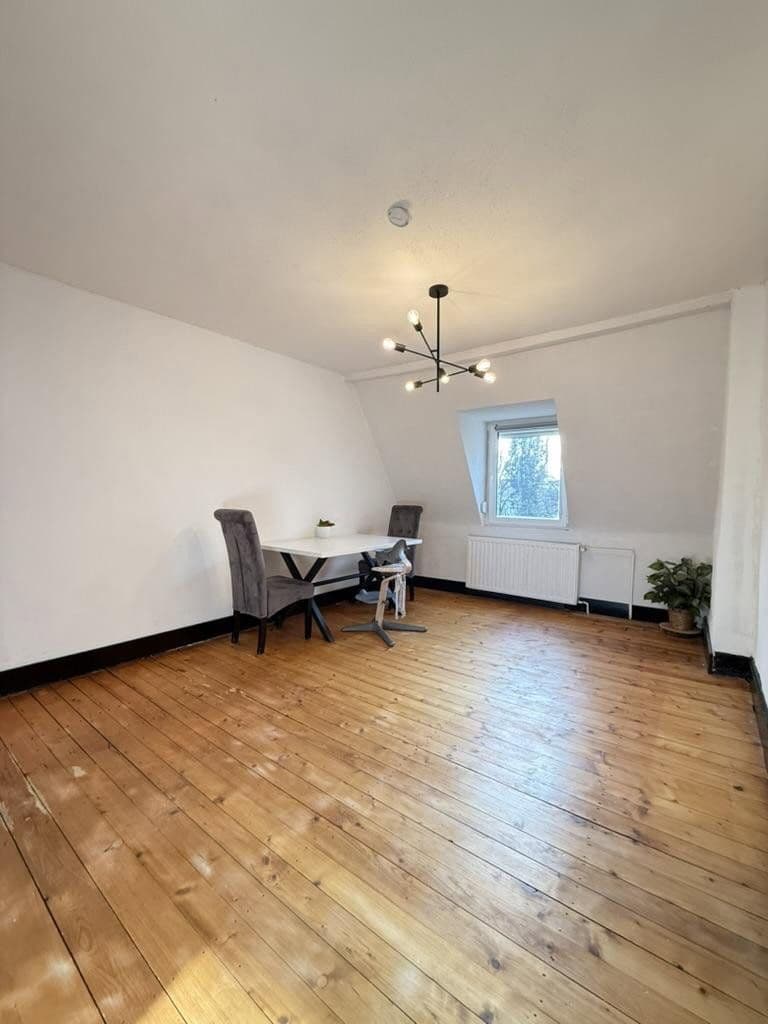 Predaj domu 223 m², pozemok 365 m², Singen (Hohentwiel), Bádensko-Wurttembersko Predaj domu 223 m², pozemok 365 m², Singen (Hohentwiel), Bádensko-Wurttembersko