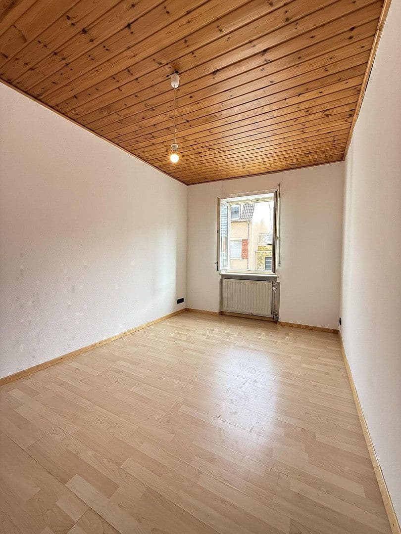 Predaj domu 223 m², pozemok 365 m², Singen (Hohentwiel), Bádensko-Wurttembersko Predaj domu 223 m², pozemok 365 m², Singen (Hohentwiel), Bádensko-Wurttembersko