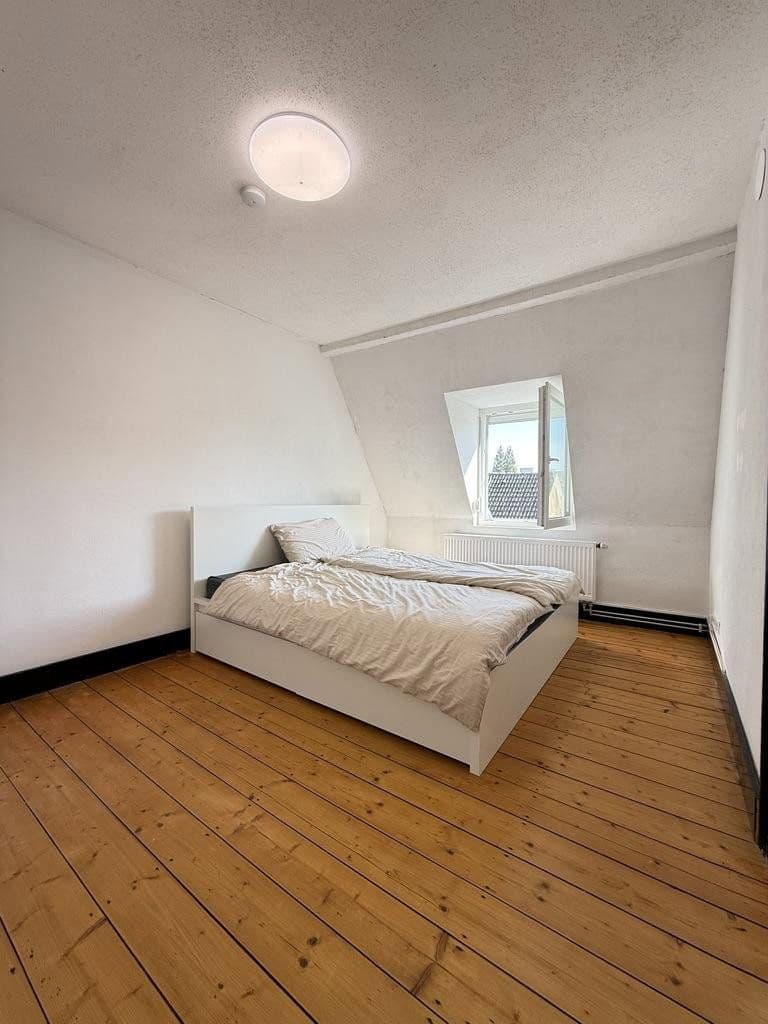 Predaj domu 223 m², pozemok 365 m², Singen (Hohentwiel), Bádensko-Wurttembersko Predaj domu 223 m², pozemok 365 m², Singen (Hohentwiel), Bádensko-Wurttembersko